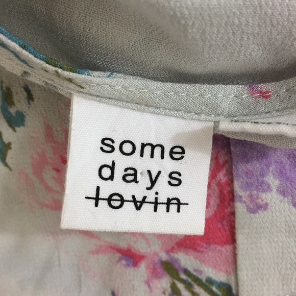 SOMEDAYS LOVIN Floral Wide Sleeve Peplum Shirt Top - Picture 2 of 7